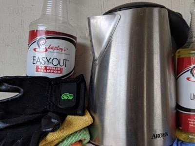 easy out no rinse shampoo and hot kettle with cloths