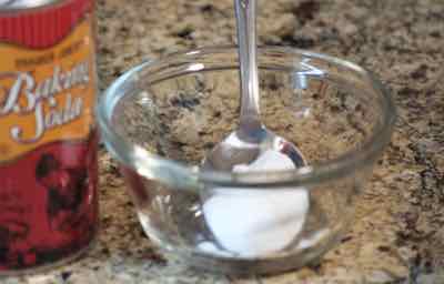 baking soda powder on a spoon