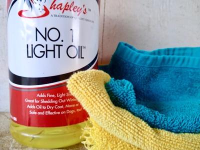 grooming oil with washcloths