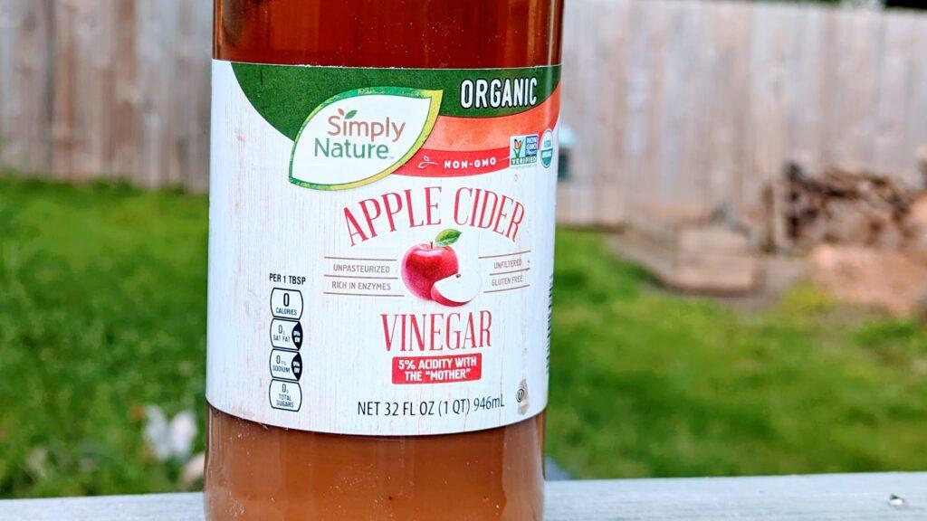 bottle of apple cider vinegar