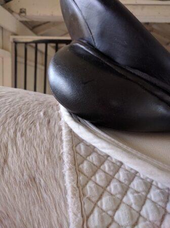 saddle stacked on two saddle pads
