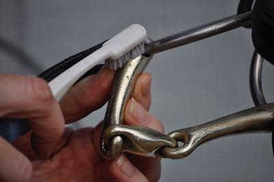 toothbrush cleaning bit joint