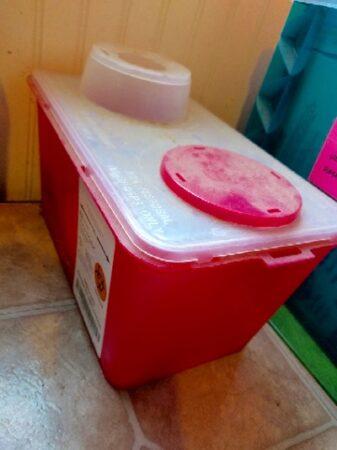 sharps container for needles